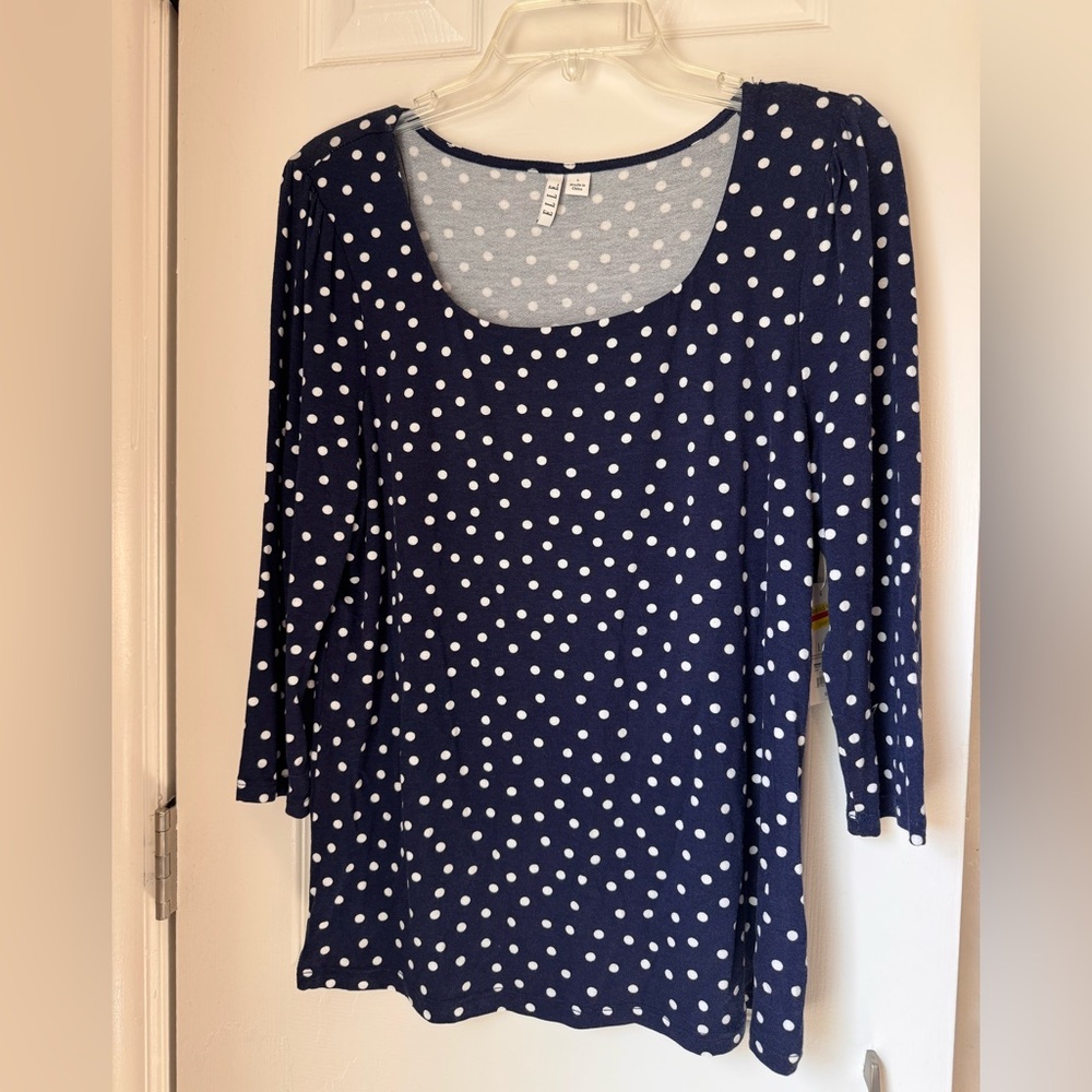 New w/ Tags! Elle Navy and White Polka Dot Scoop Neck Long Sleeve Top size L